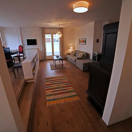 Arena Penthouse *