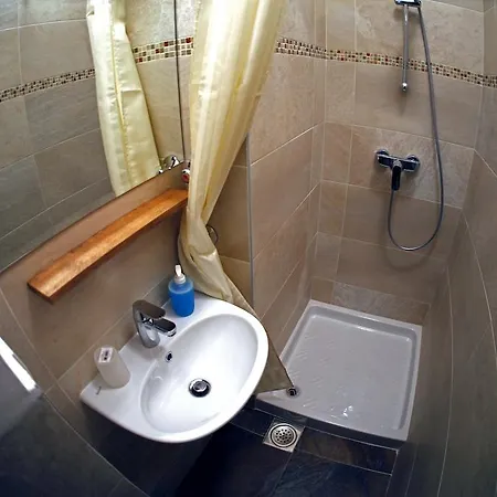Arena Penthouse *